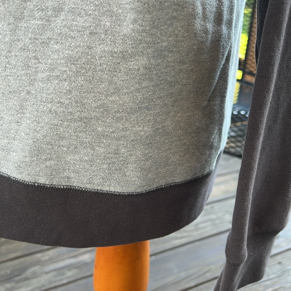 Women’s Burton Sweatshirt 🏂 - Picture 5 of 11